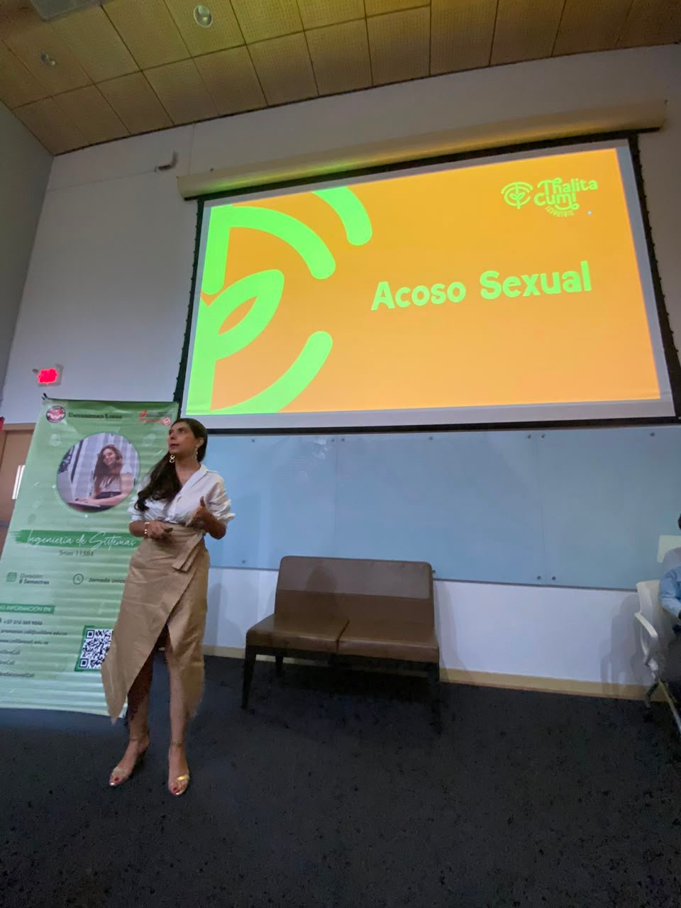 Conferencia de María Fernanda Gálvez sobre prevención del acoso sexual